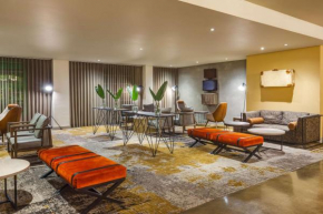  Garden Court Victoria Junction  Кейптаун